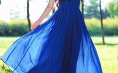 王者荣耀镜被捅哭还流东西